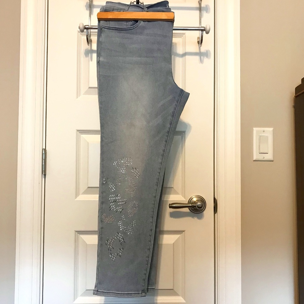 DG2 5-pocket light blue jeans with silver bling —virtual stretch (16P)
